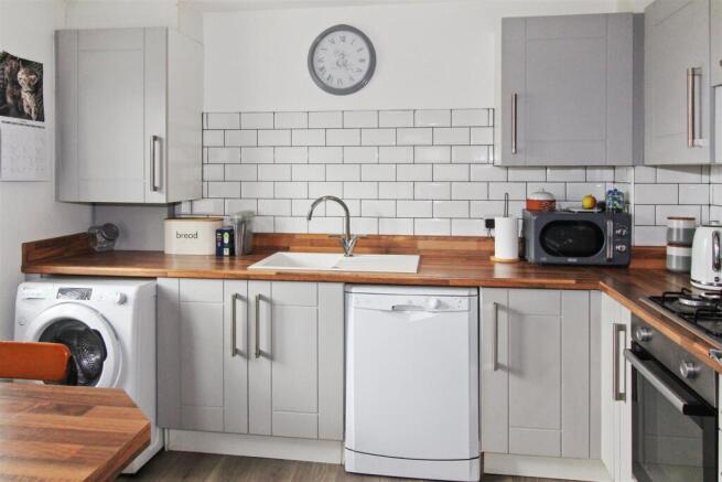 Kitchen edit.JPG