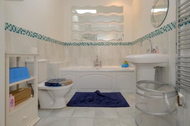 Family bathroom