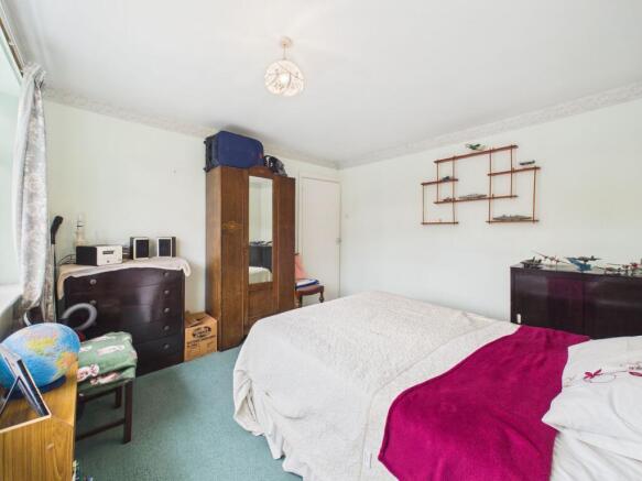 3 bed Terraced for sale Image 10