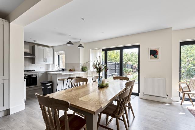 Kitchen/Dining Area