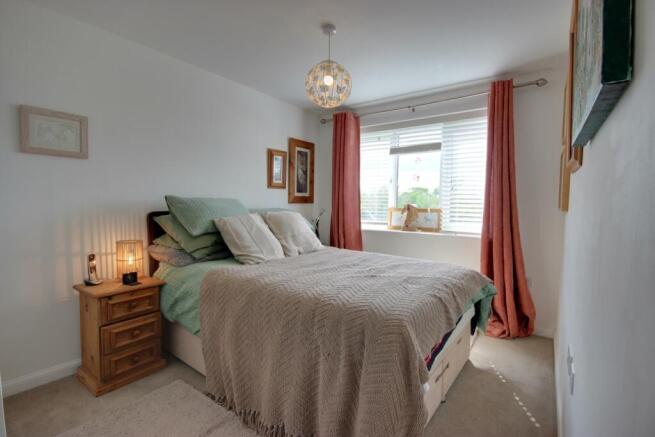 3 bed Semi-Detached for sale Image 5