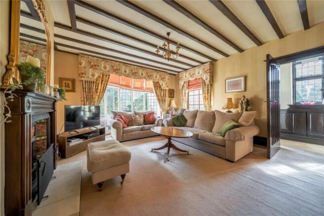 4 bed Detached for sale Image 5