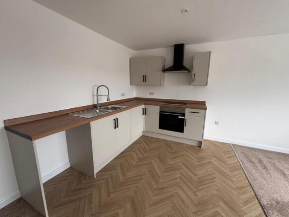 1 bed Flat to rent Image 6