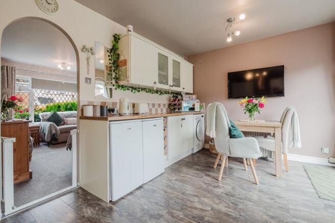 Garden Walk, Partington, Manchester, M31 photo 4