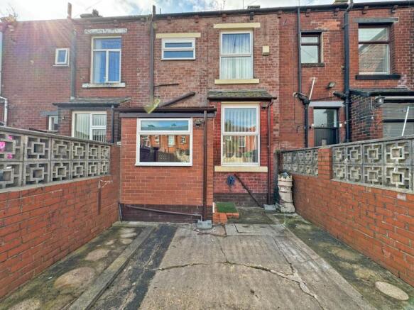2 bed Terraced for sale Image 9