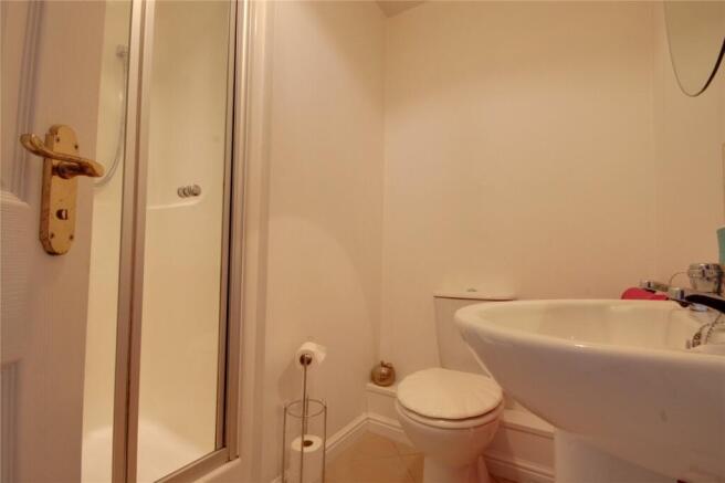 2 bed Flat to rent Image 5
