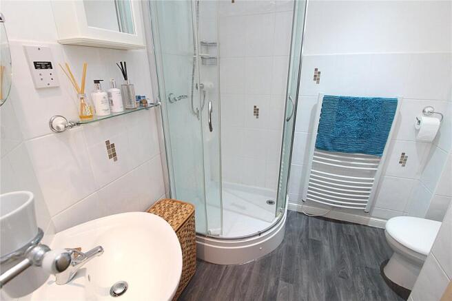 2 bed Flat for sale Image 8