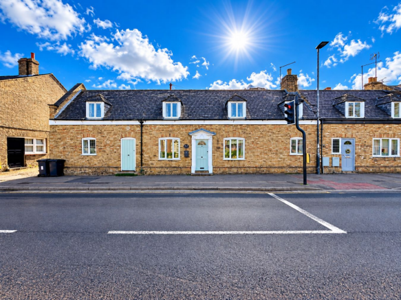 4 Bedroom House in PE6 0SA