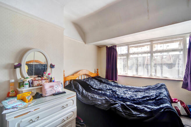 Waltham Avenue 02