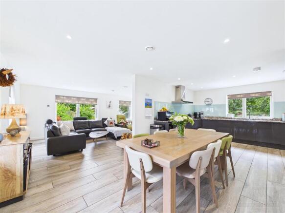 Open Plan Living / Dining / Kitchen