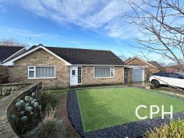 6, Walmsley Gardens, Scarborough YO12 5DE