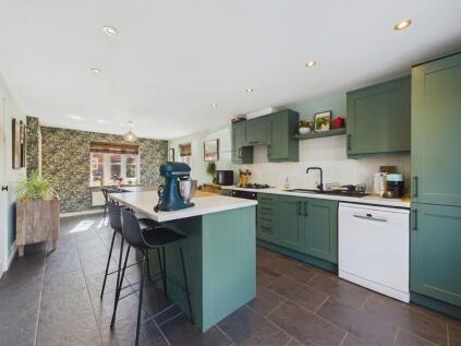 Orchid Court, Kingsnorth, TN23