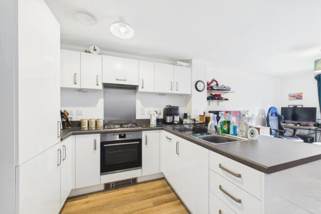 CAM05449G0-PR0074-STILL001