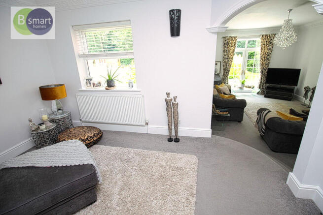 3 bed Detached for sale Image 8