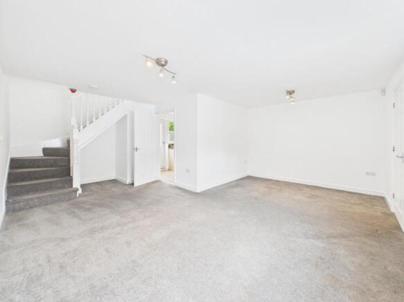 2 bed Semi-Detached for sale Image 4