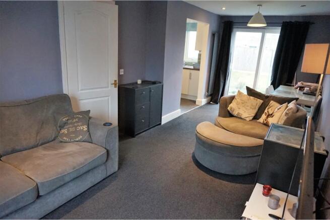 Lounge/Dining Room