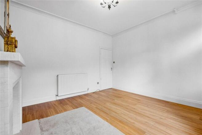 3 bed Terraced for sale Image 4