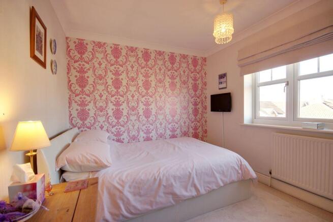 Bedroom 2 (Double)