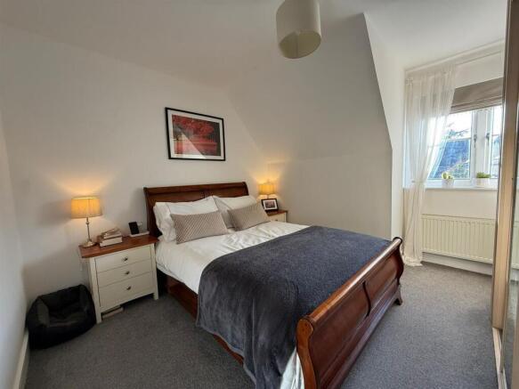 Elim Close, Bishops Waltham, Southampton photo 3