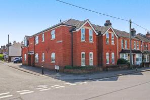 12, Hamilton Road, Eastleigh SO50 6AL