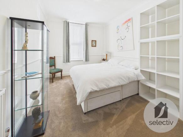 3 bed Ground Flat for sale Image 12