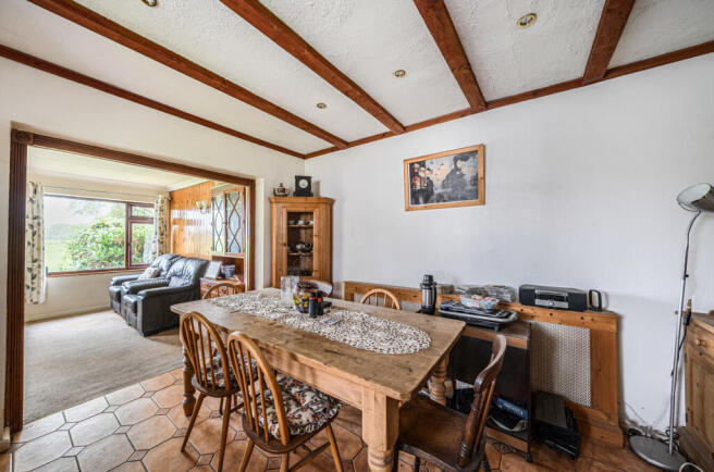 1364766-6-68ecdd9...