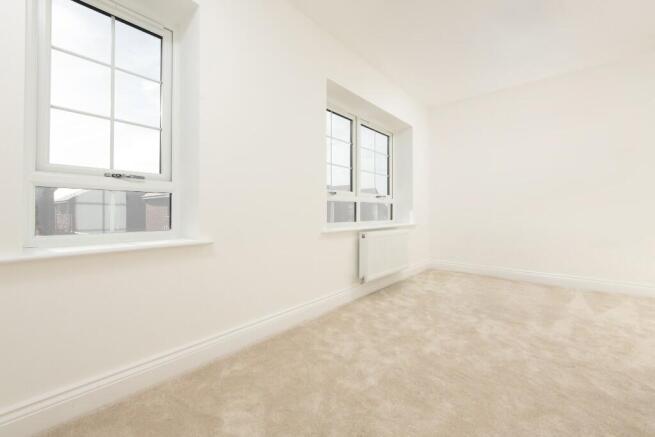 3 bed Terraced for sale Image 4