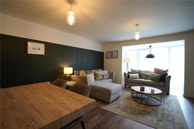 4 bed Semi-Detached for sale Image 4