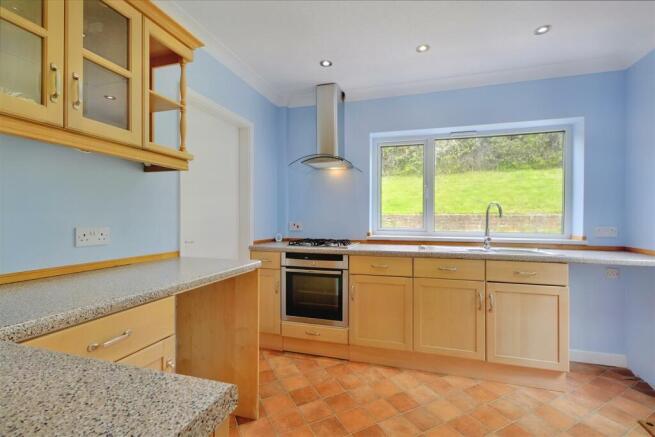 Kitchen_1.jpeg