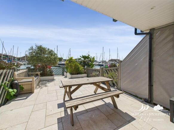 CAM03691G0-PR0051...