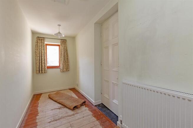 Dressing Room-1.jpg