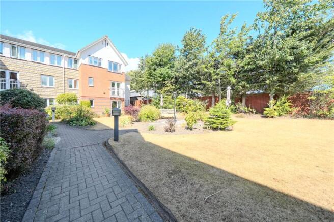 1 bed Apartment for sale Image 10