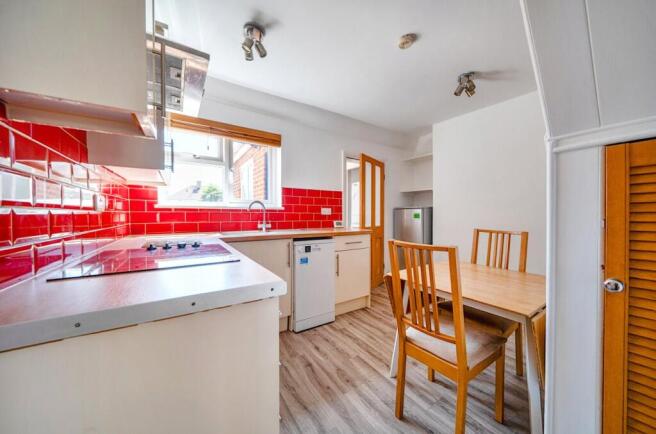 Kitchen/Breakfast Rm