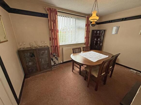 Dining room.jpg
