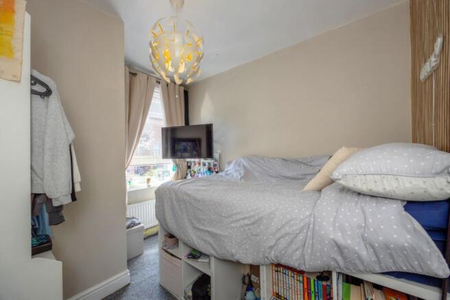 3 bed Terraced for sale Image 9