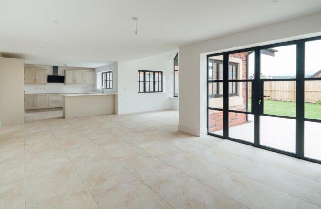 Living/Kitchen