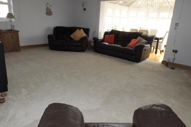 Lounge 2