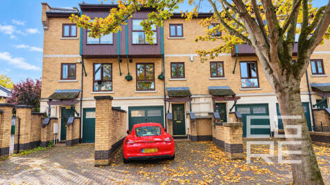 Hanover Avenue, Newham, London, E16
