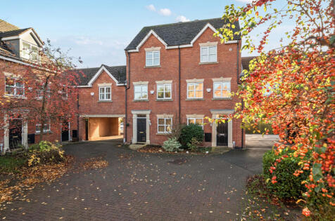 Salisbury Close, Crewe