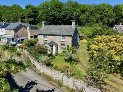 Bryn pydew,