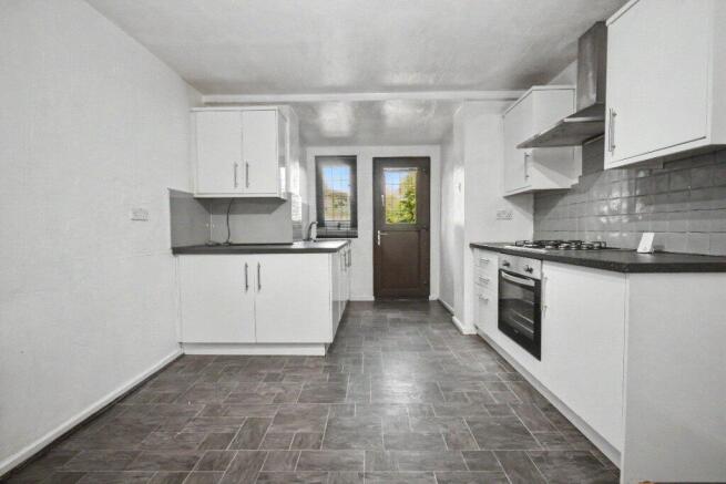2 bed Town House for sale Image 8