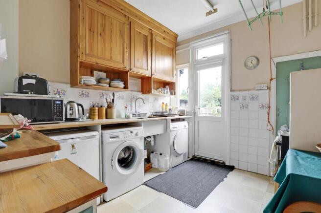 05-663cJHPropWorld - 21 Tannsfeld Road - 13.jpg