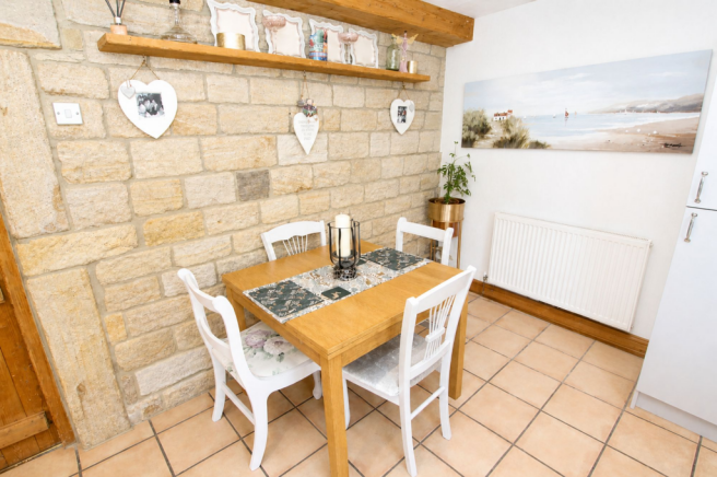 2 bed Cottage for sale Image 10