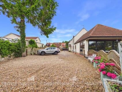 West End Road, Norton