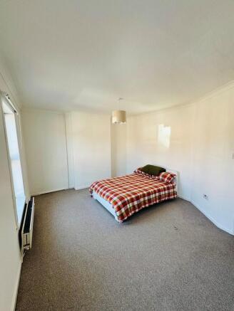 74 london bed1