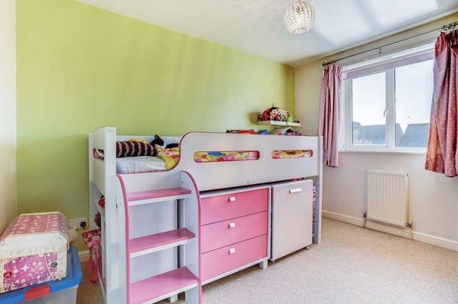 BEDROOM 4