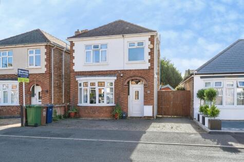 Newlands Avenue, March