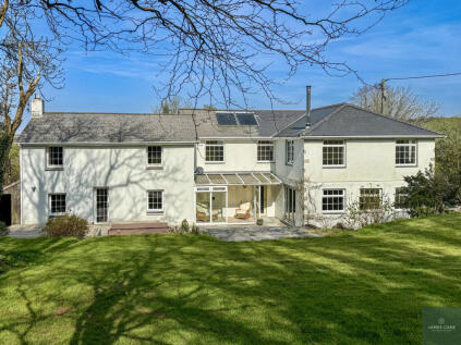 Halezy Farm House, Grampound Road, TR2