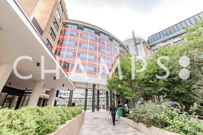 Flat to rent Television Centre, London W12