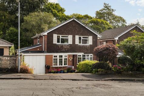 Sedgefield Drive, Smithills, Bolton, BL1